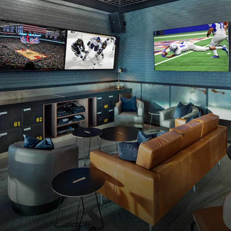 Buffalo Wild Wings Homestead — interior y ambiente