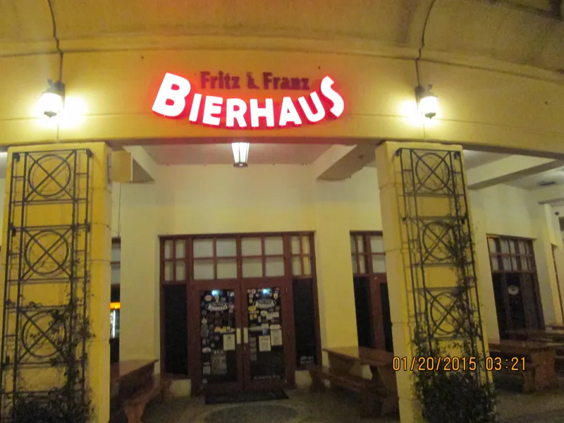 Fritz & Franz Bierhaus — interior y ambiente