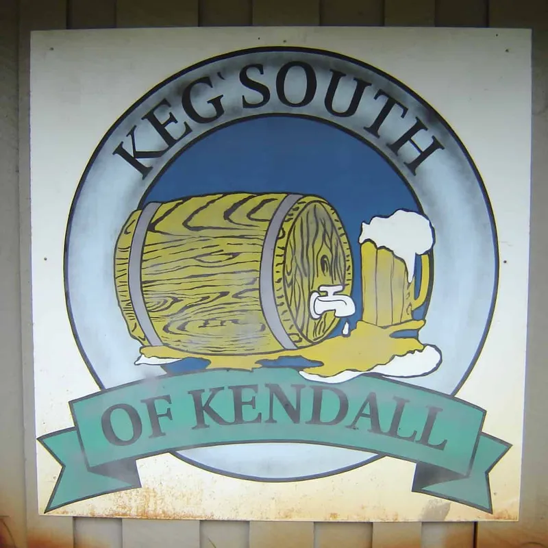 Keg South Kendall — interior y ambiente