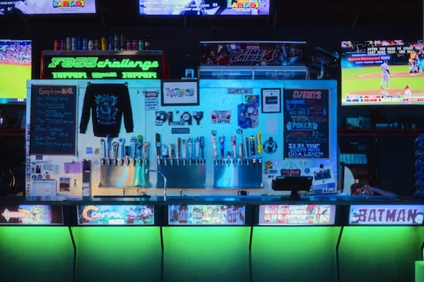 Sports & Social — interior y ambiente